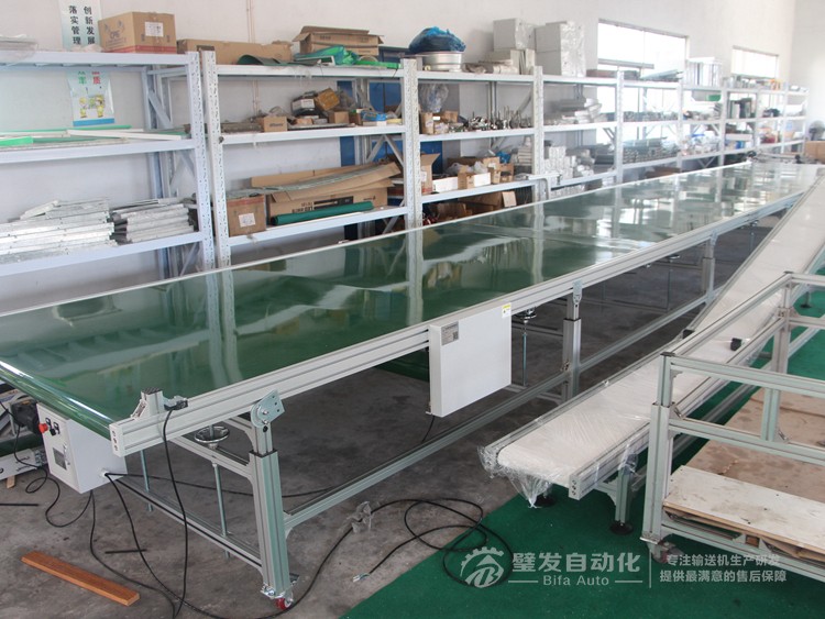 1500W10000L標(biāo)準(zhǔn)大線結(jié)構(gòu)皮帶輸送機(jī) 1500W10000L標(biāo)準(zhǔn)大線結(jié)構(gòu)皮帶輸送機(jī)