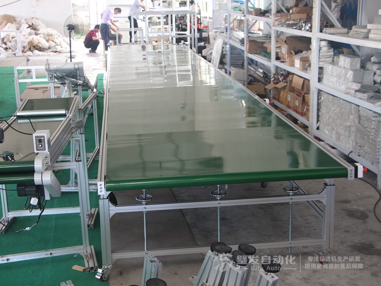 1500W10000L標(biāo)準(zhǔn)大線結(jié)構(gòu)皮帶輸送機(jī) 1500W10000L標(biāo)準(zhǔn)大線結(jié)構(gòu)皮帶輸送機(jī)