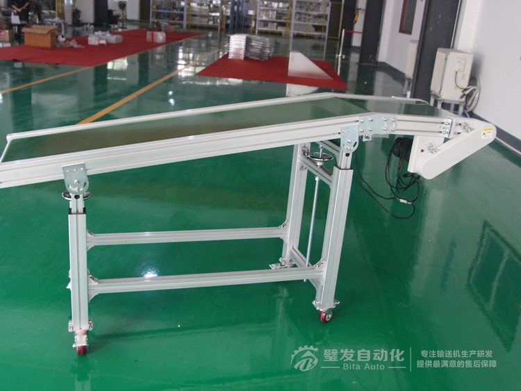 機械手配套標準高端帶平臺皮帶輸送機 機械手配套標準高端帶平臺皮帶輸送機