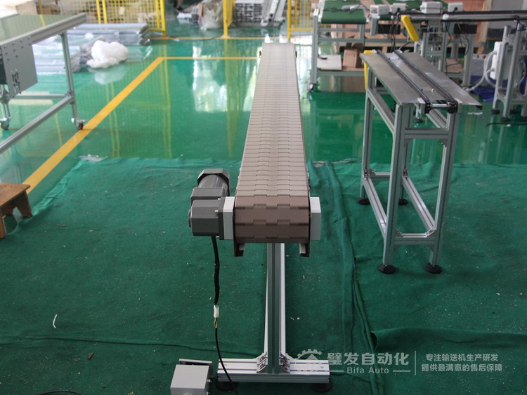 直角電機(jī)不銹鋼側(cè)板型材支架塑料鏈板線 直角電機(jī)不銹鋼側(cè)板型材支架塑料鏈板線