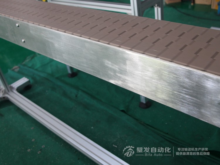 直角電機(jī)不銹鋼側(cè)板型材支架塑料鏈板線 直角電機(jī)不銹鋼側(cè)板型材支架塑料鏈板線