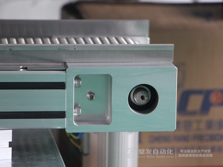 小型型材結(jié)構(gòu)不銹鋼網(wǎng)鏈輸送機 小型型材結(jié)構(gòu)不銹鋼網(wǎng)鏈輸送機